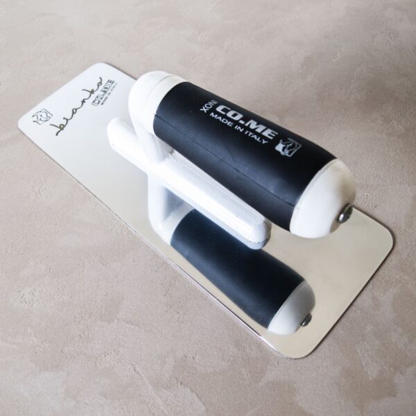 Co-me-bianko-trowel-600x600