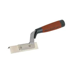 MT5767D-External-Corner-Trowel-300x300